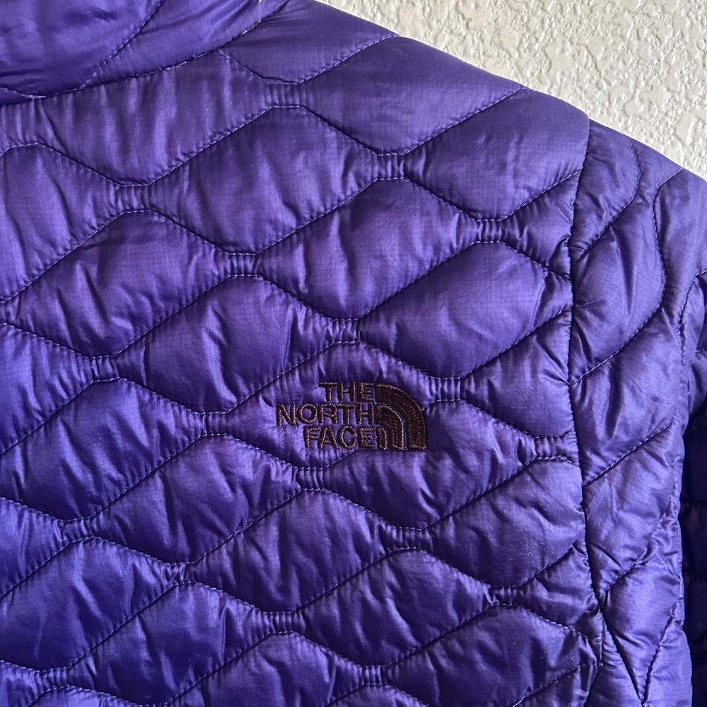 North Face - Picture 3 of 10